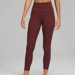 Lululemon merlot size 2 25”